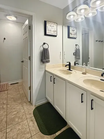 2886 Falling Waters Lane Lindenhurst IL 60046