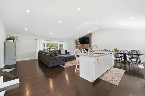 14226 South Chickasaw Trail Homer Glen IL 60491
