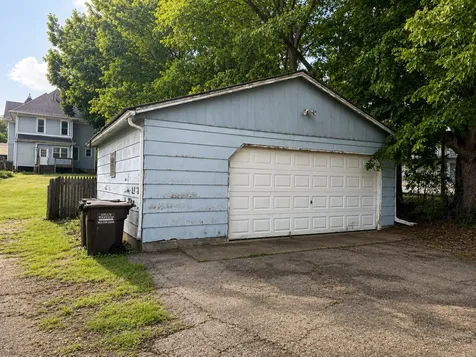 642 West Stephenson Street Freeport IL 61032