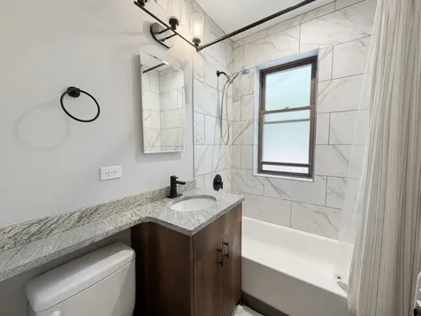 4004 North Bell Avenue Chicago IL 60618