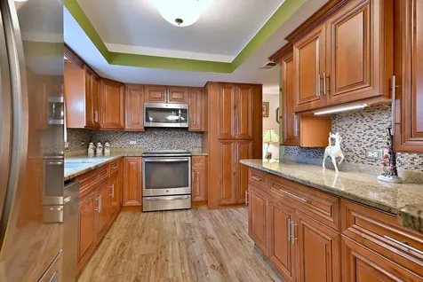 9176 South Road Palos Hills IL 60465