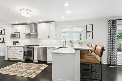 716 Highland Avenue Barrington IL 60010