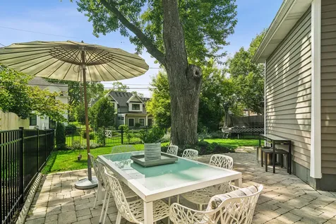 716 Highland Avenue Barrington IL 60010