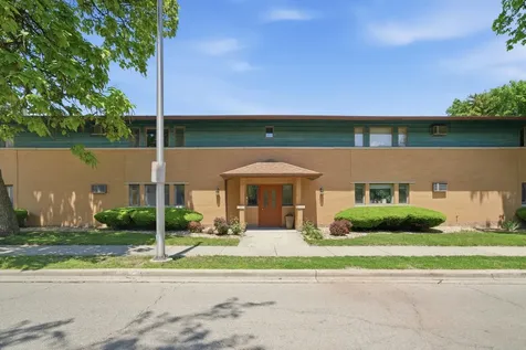 7525 Adams Street Forest Park IL 60130