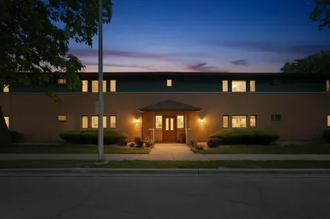 7525 Adams Street Forest Park IL 60130