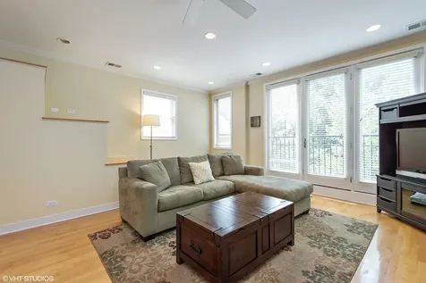 1073 North Paulina Street Chicago IL 60622