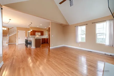 40431 North Fairview Street Antioch IL 60002