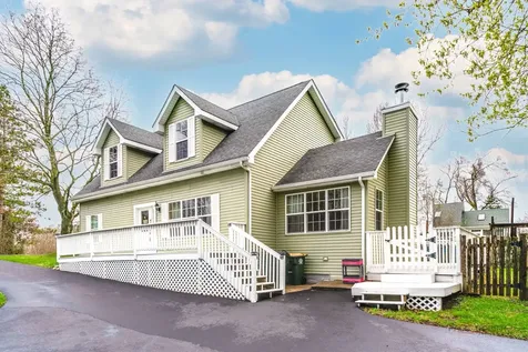 40431 North Fairview Street Antioch IL 60002