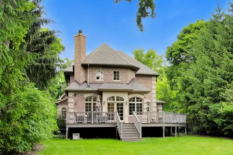 995 Old Elm Place Glencoe IL 60022