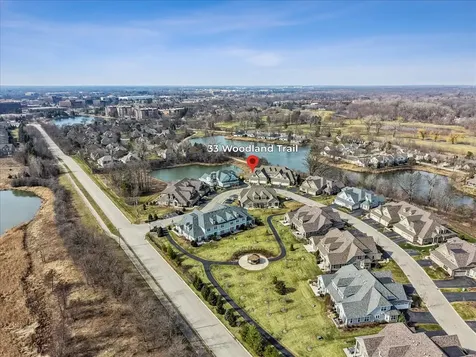 33 Woodland Trail Lincolnshire IL 60069
