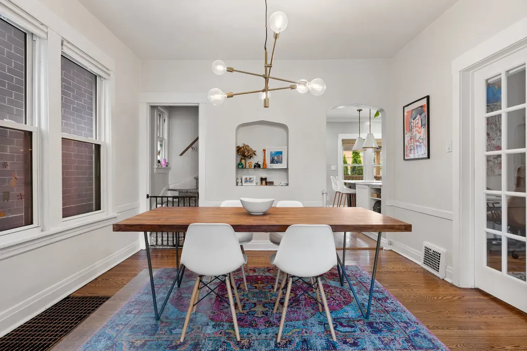 2241 West Foster Avenue Chicago IL 60625