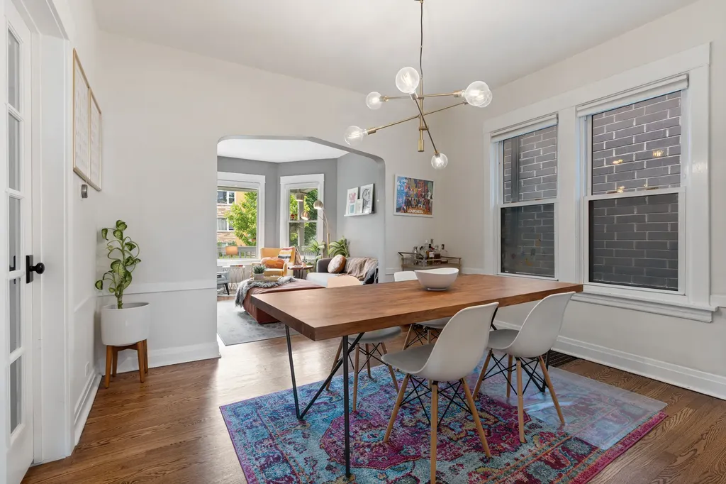 2241 West Foster Avenue Chicago IL 60625