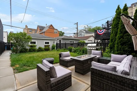 2241 West Foster Avenue Chicago IL 60625