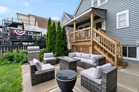 2241 West Foster Avenue Chicago IL 60625
