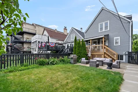 2241 West Foster Avenue Chicago IL 60625