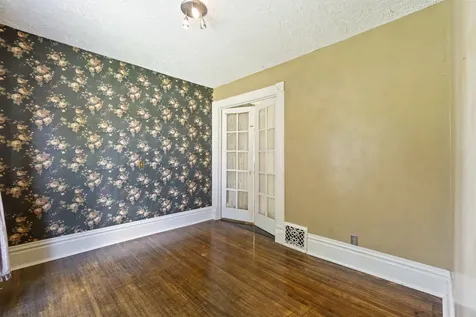 509 North Spring Street Elgin IL 60120