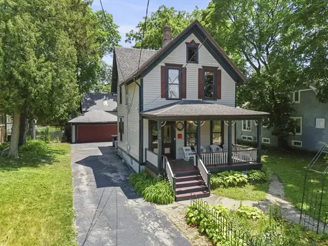 509 North Spring Street Elgin IL 60120
