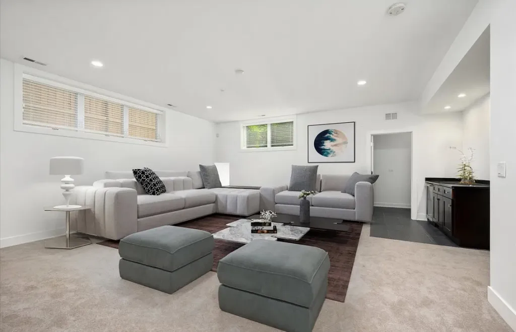 2505 West Potomac Avenue Chicago IL 60622