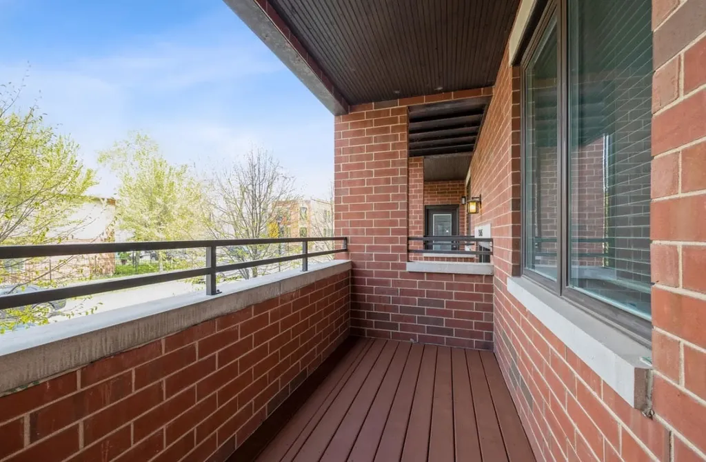 2505 West Potomac Avenue Chicago IL 60622