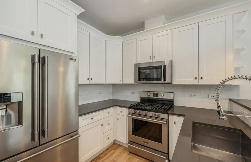 2505 West Potomac Avenue Chicago IL 60622