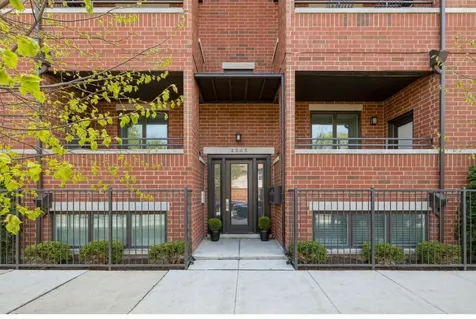 2505 West Potomac Avenue Chicago IL 60622