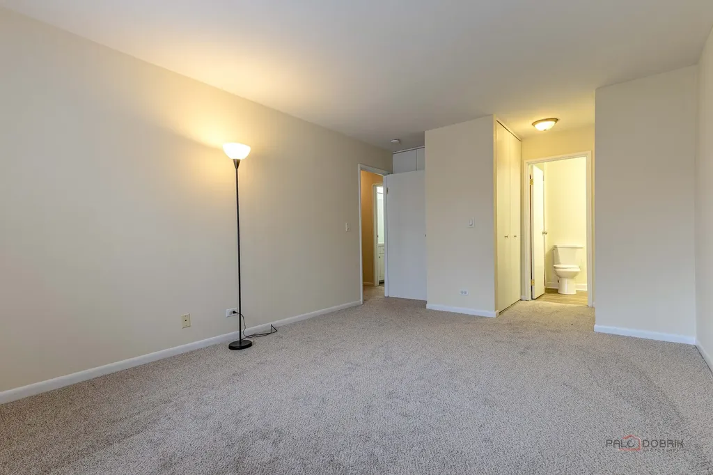 3100 Roberts Drive Woodridge IL 60517