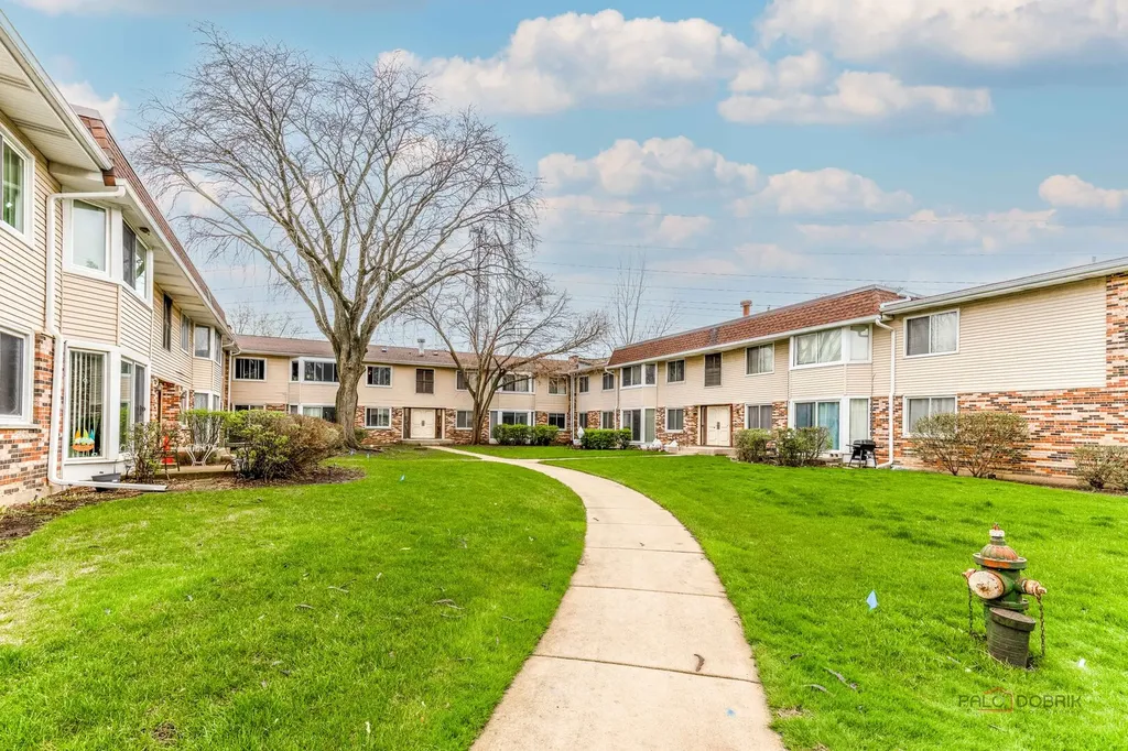 3100 Roberts Drive Woodridge IL 60517
