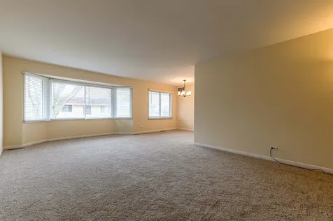 3100 Roberts Drive Woodridge IL 60517