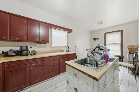 2409 South 61st Avenue Cicero IL 60804