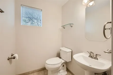 1 Charlotte Circle Elmhurst IL 60126