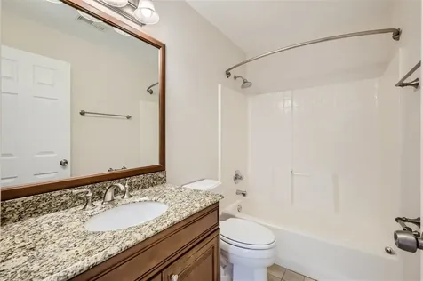 1 Charlotte Circle Elmhurst IL 60126