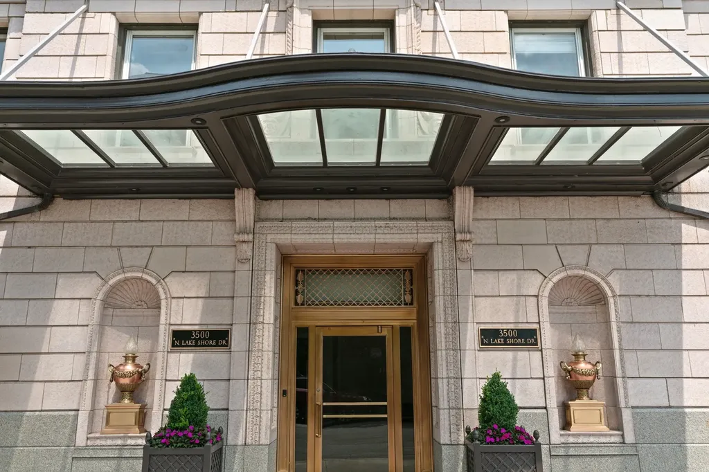 3500 North Lake Shore Drive Chicago IL 60657