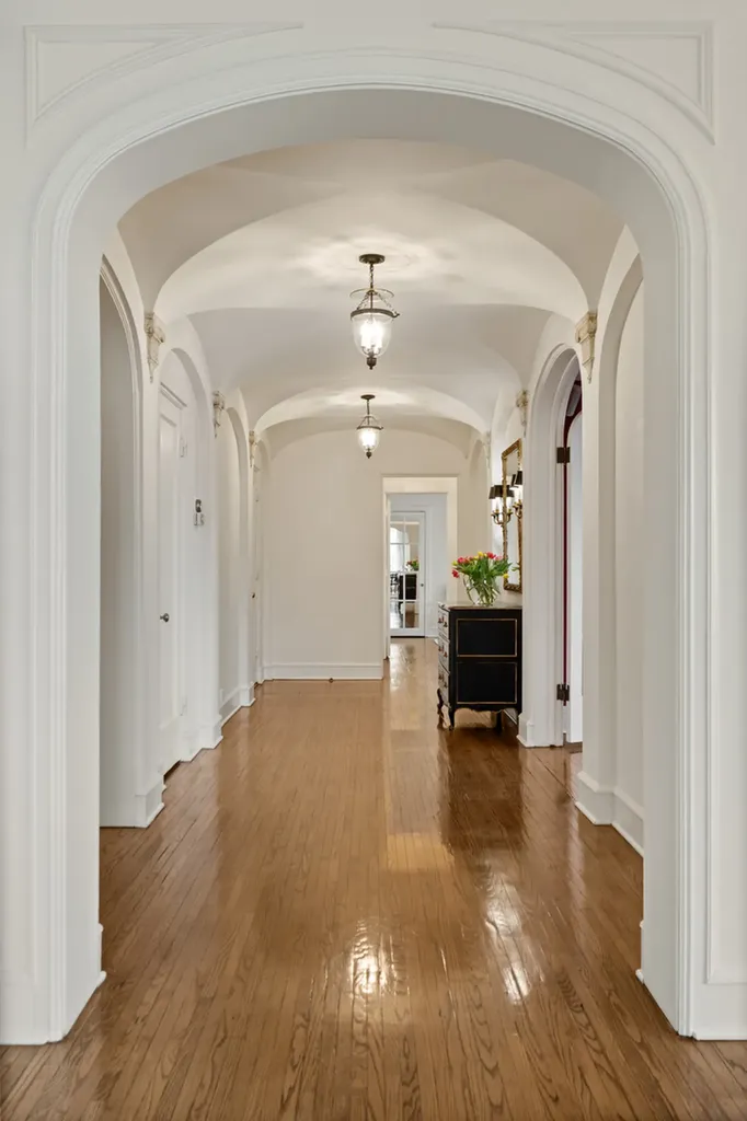 3500 North Lake Shore Drive Chicago IL 60657