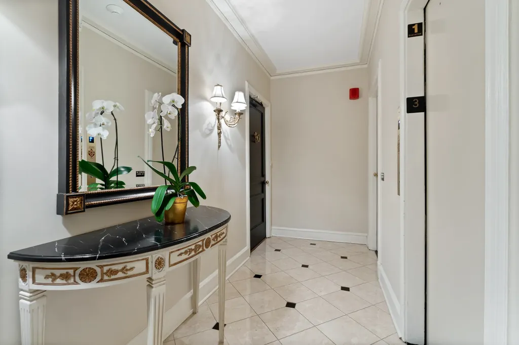 3500 North Lake Shore Drive Chicago IL 60657