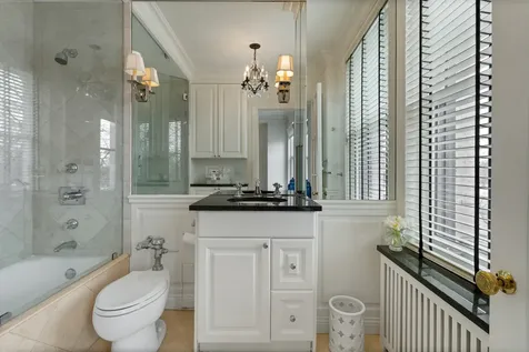 3500 North Lake Shore Drive Chicago IL 60657
