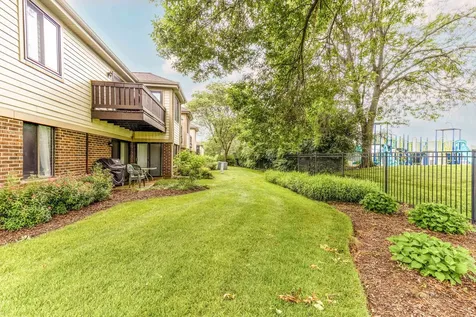 823 East Coach Road Palatine IL 60074