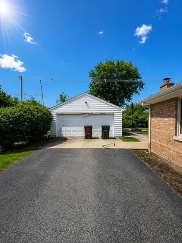 15 Oak Lane Park Forest IL 60466