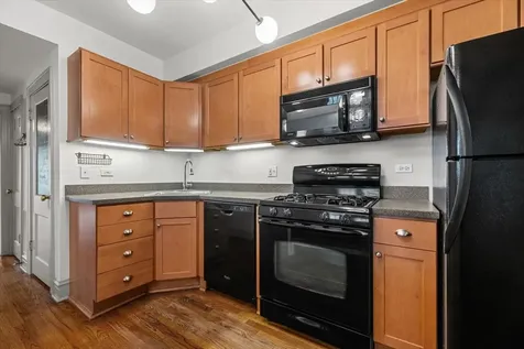 1405 Greenleaf Street Evanston IL 60202