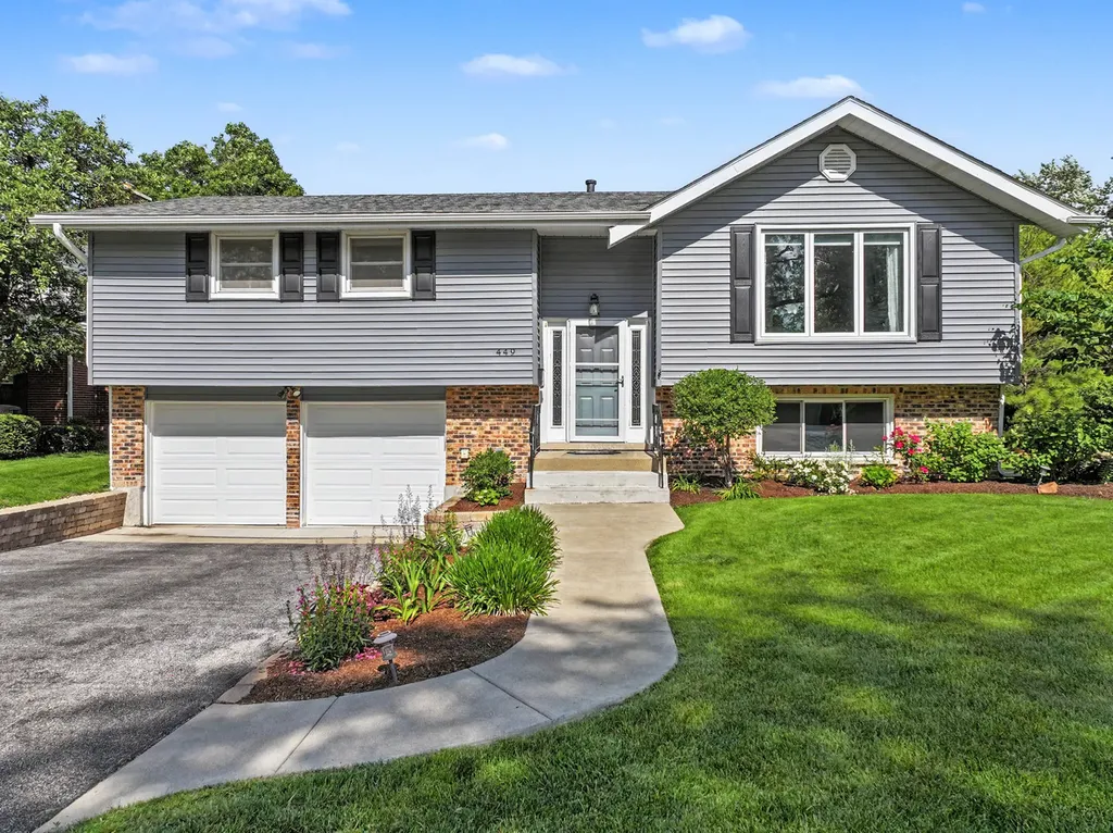 449 South Bennett Avenue Palatine IL 60067