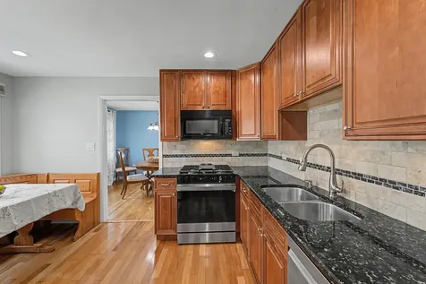 449 South Bennett Avenue Palatine IL 60067