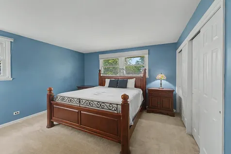 449 South Bennett Avenue Palatine IL 60067