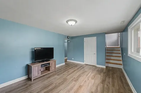 449 South Bennett Avenue Palatine IL 60067
