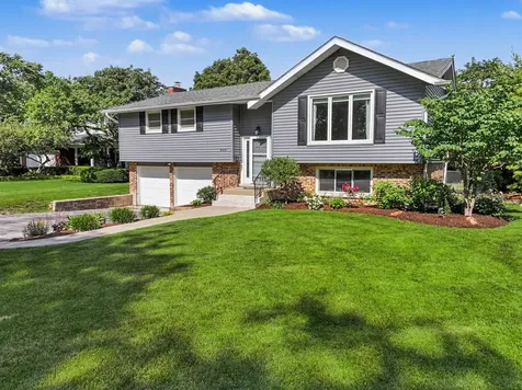 449 South Bennett Avenue Palatine IL 60067