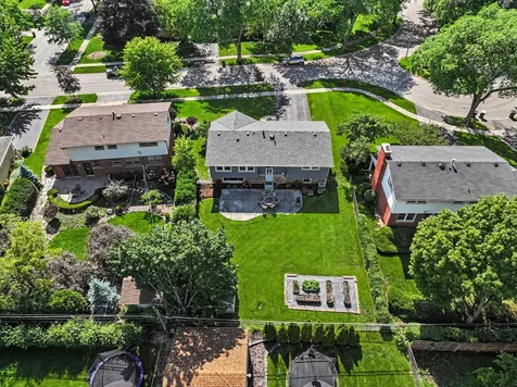 449 South Bennett Avenue Palatine IL 60067