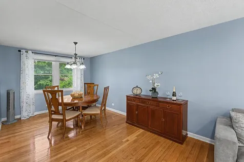 449 South Bennett Avenue Palatine IL 60067