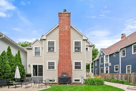 325 South Madison Avenue La Grange IL 60525