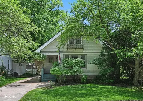 144 South Commonwealth Avenue Aurora IL 60506