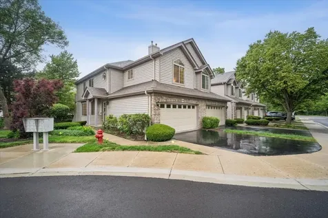 1568 North Saint Marks Place Palatine IL 60067