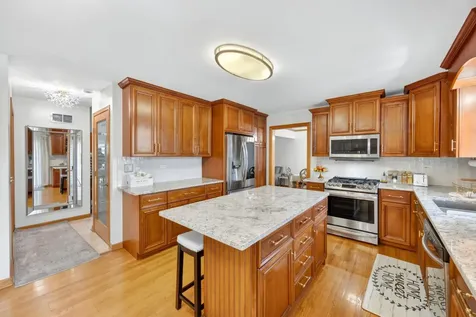 5636 9TH Avenue Countryside IL 60525
