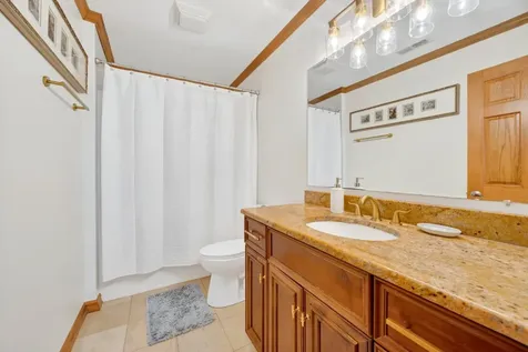 5636 9TH Avenue Countryside IL 60525
